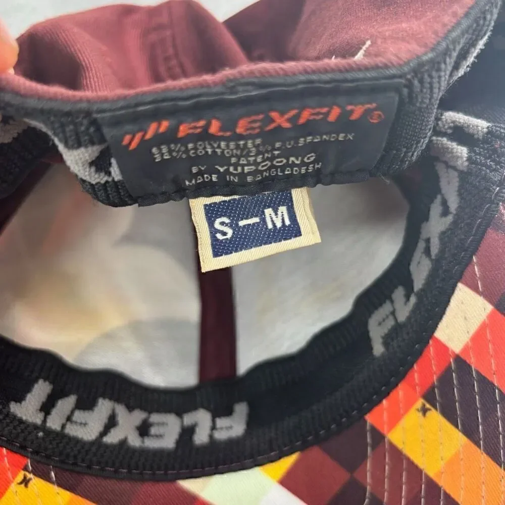 Hurley By Yupoong Flexfit Embossed Logo Fitted Six Panel Hat Cap Maroon S-M